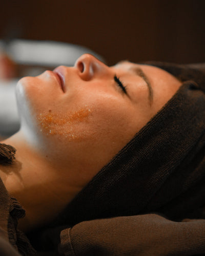 Energizing Treatment With Organic Carrot Oil