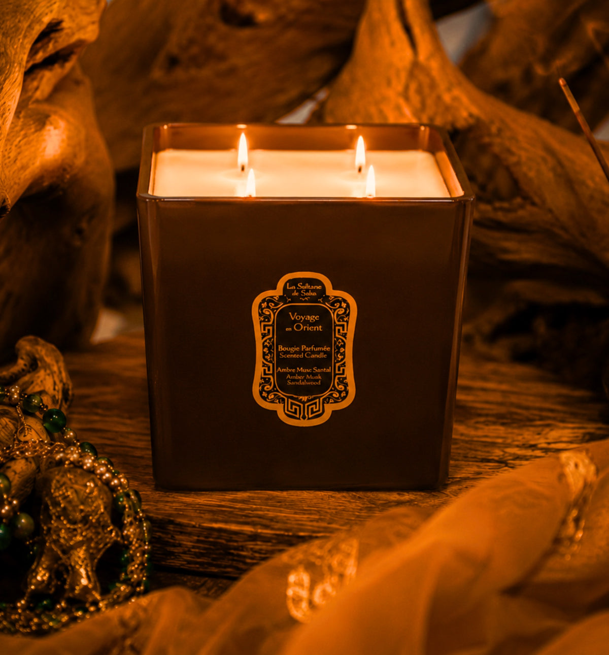 800g Scented Candle | Amber Musk Sandalwood