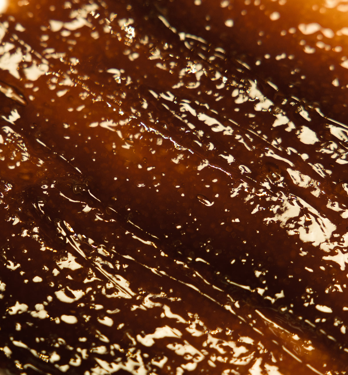 Silk Protein Scrub | Amber Musk Sandalwood