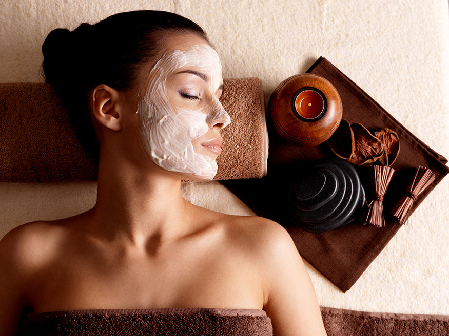 Sparkling Signature Massage with Shimmering Oil